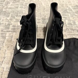 Givenchy White Jelly Glaston Rain Boots